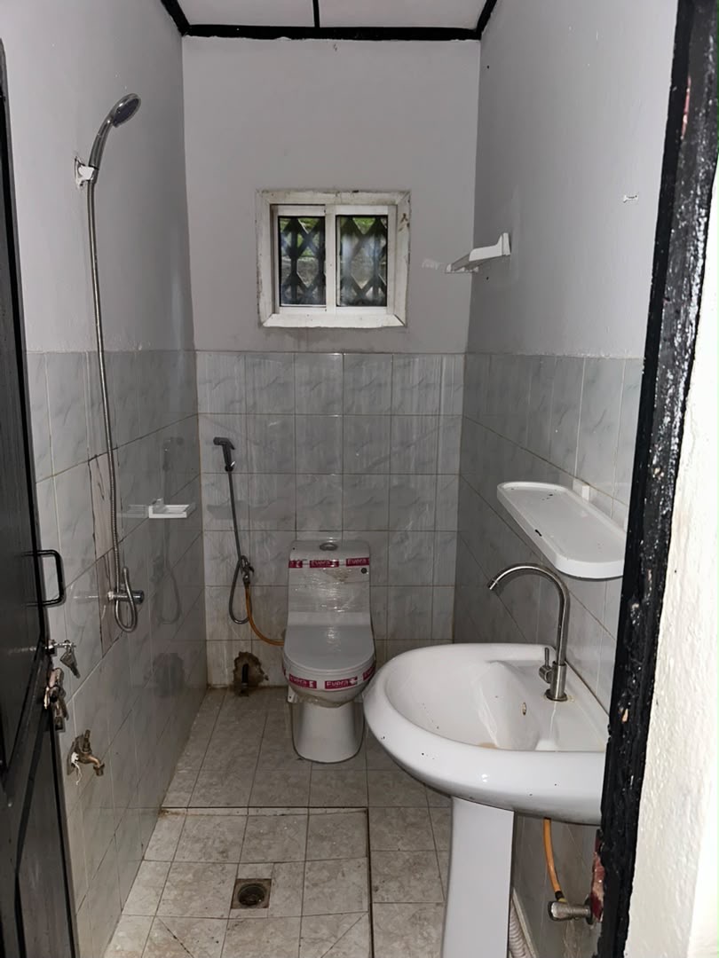 Villa 6 chambres à louer – Soloprimo, Conakry